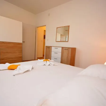 Appartamento 2Br Premium, Fireplace & Parking Zadar *
