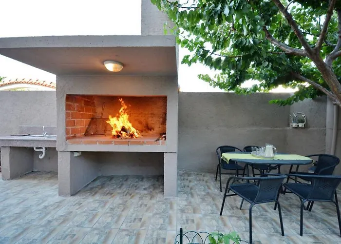 شقة 2br Premium, Fireplace & Parking