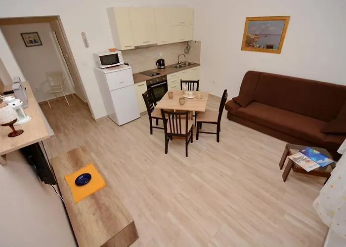 شقة 2br Premium, Fireplace & Parking