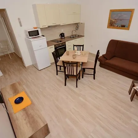 Appartement 2br Premium, Fireplace & Parking